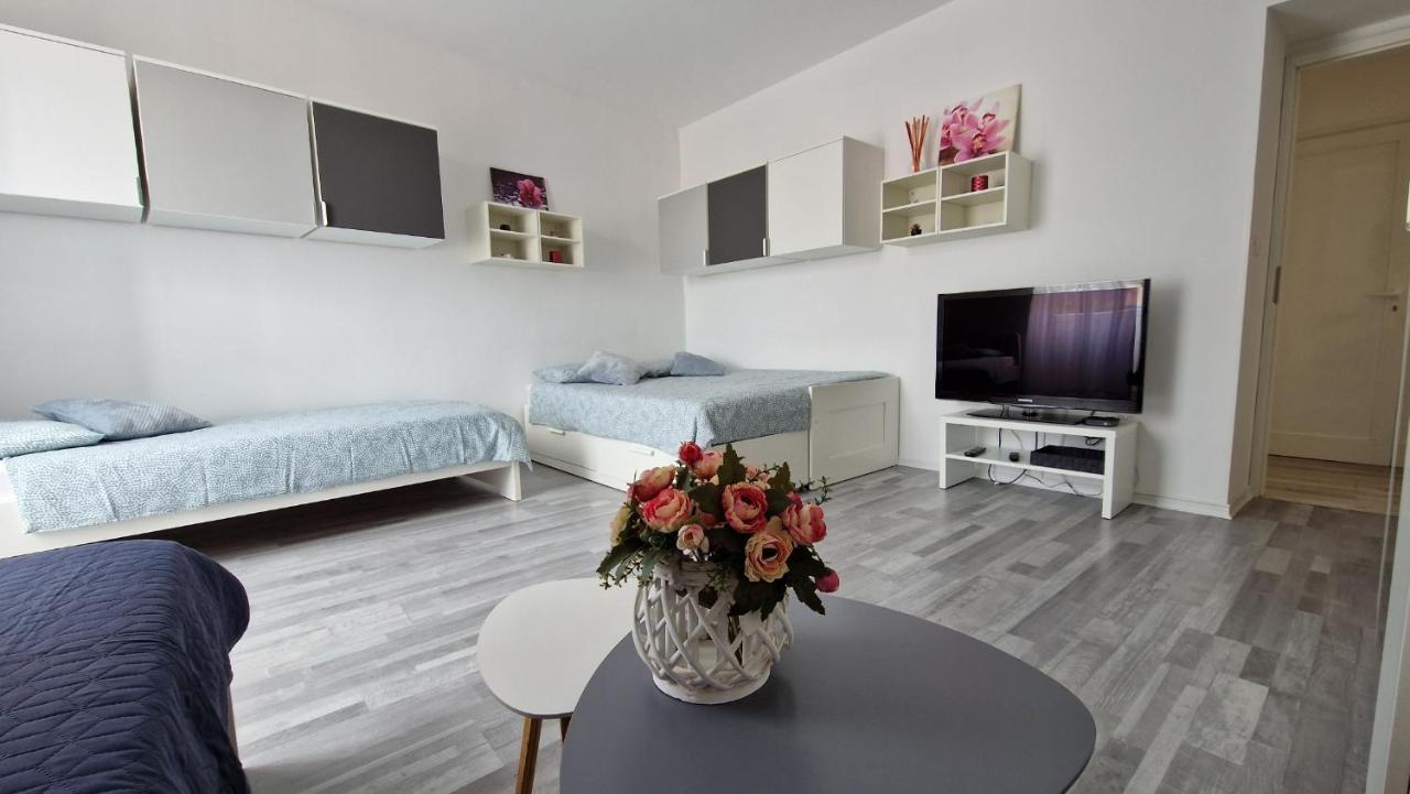 Sun Kissed Apartment Копер Экстерьер фото