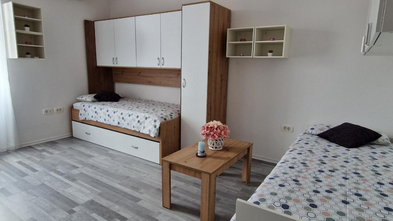 Sun Kissed Apartment Копер Экстерьер фото