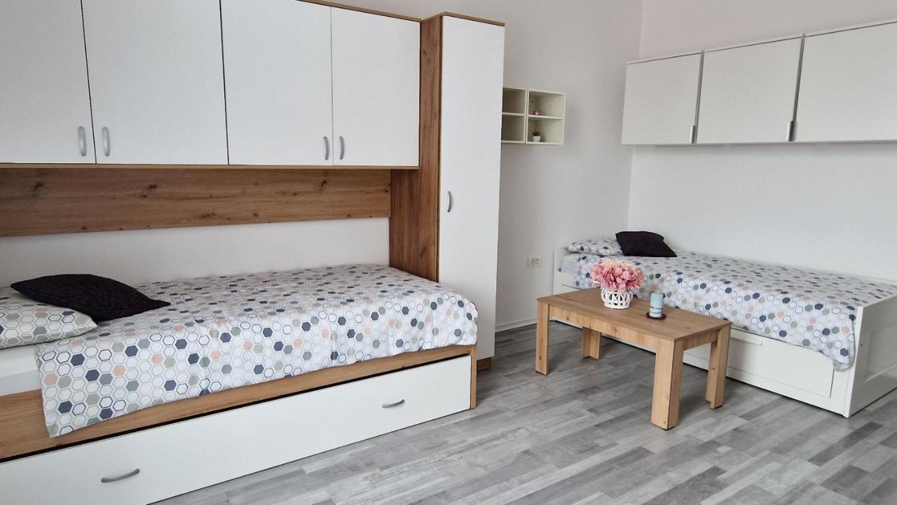 Sun Kissed Apartment Копер Экстерьер фото